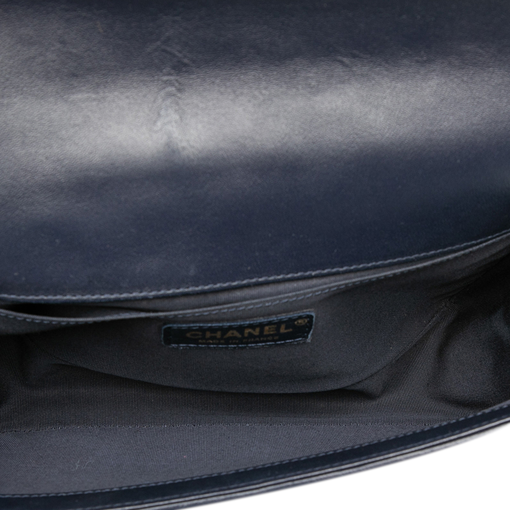 Pre-Loved Chanel Old Medium Quilted Lambskin Boy Flap - Picture 4 of 8